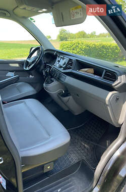 Мінівен Volkswagen Caravelle 2020 в 
