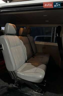 Минивэн Volkswagen Caravelle 2008 в Новояворовске