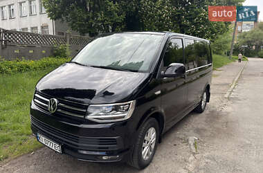 Минивэн Volkswagen Caravelle 2016 в Киеве