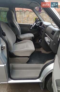 Мінівен Volkswagen Caravelle 2001 в 