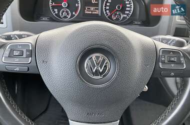 Минивэн Volkswagen Caravelle 2013 в 