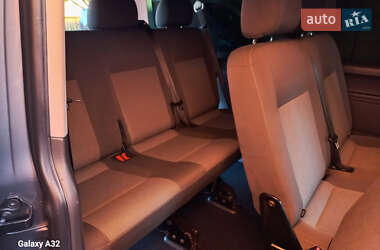 Минивэн Volkswagen Caravelle 2013 в 