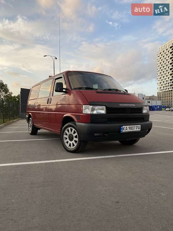Volkswagen Caravelle 2001