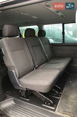 Мінівен Volkswagen Caravelle 2016 в 