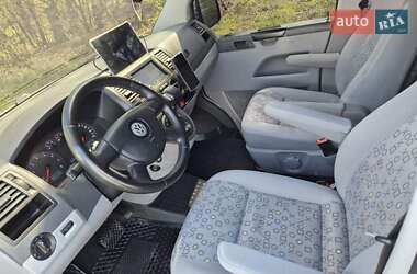 Минивэн Volkswagen Caravelle 2008 в 