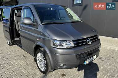 Минивэн Volkswagen Caravelle 2013 в 