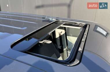 Минивэн Volkswagen Caravelle 2013 в 