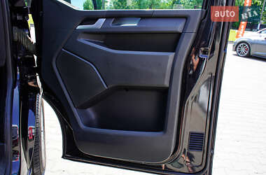Мінівен Volkswagen Caravelle 2016 в 