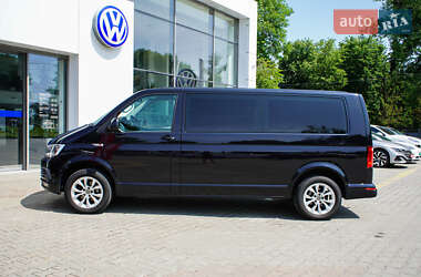 Мінівен Volkswagen Caravelle 2016 в 