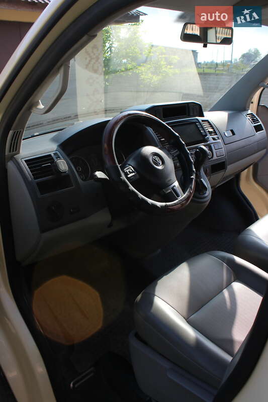 Минивэн Volkswagen Caravelle 2012 в Броварах фото 24 Минивэн Volkswagen Caravelle 2012 в Броварах