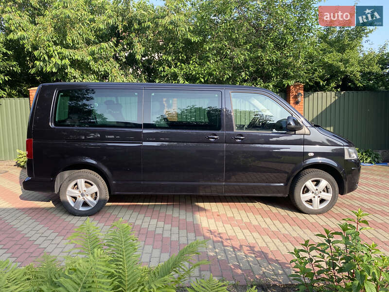 Минивэн Volkswagen Caravelle 2013 в Киеве