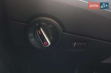 Минивэн Volkswagen Caravelle 2017 в 