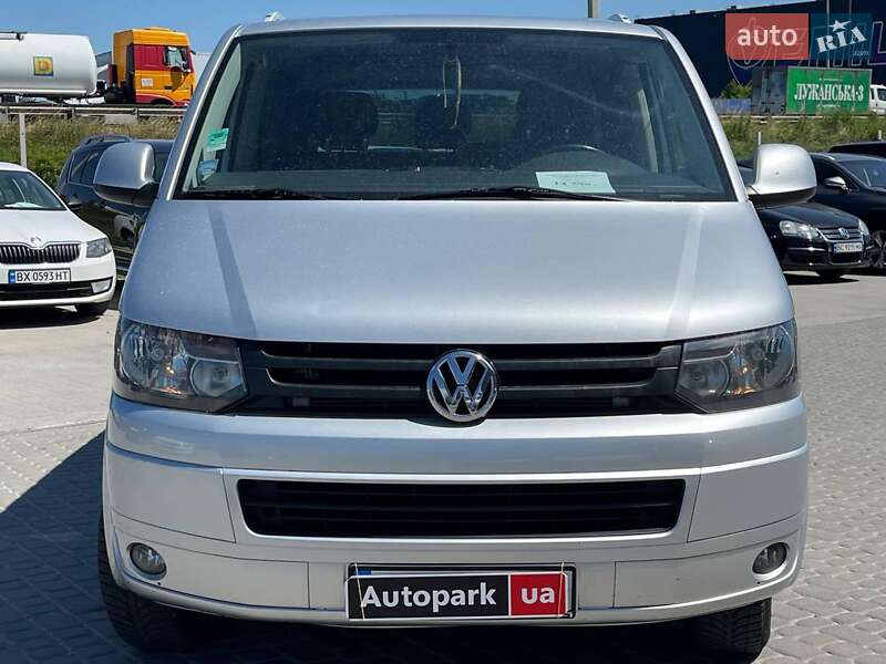 Минивэн Volkswagen Caravelle 2013 в Львове