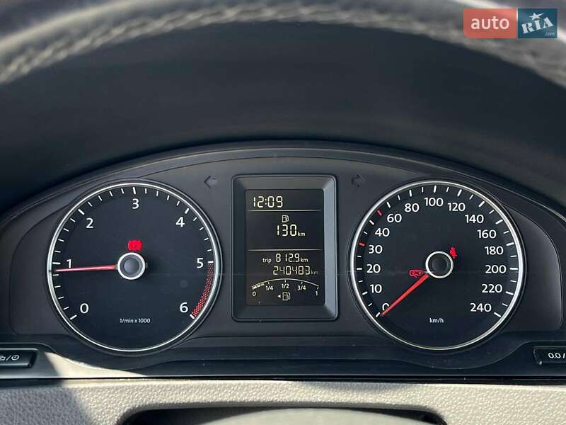 Минивэн Volkswagen Caravelle 2013 в Львове