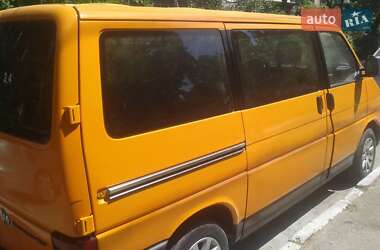 Минивэн Volkswagen Caravelle 1993 в 