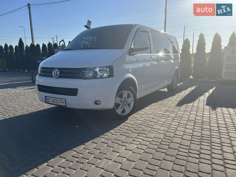 Volkswagen Caravelle 2015