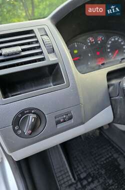 Минивэн Volkswagen Caravelle 2008 в 