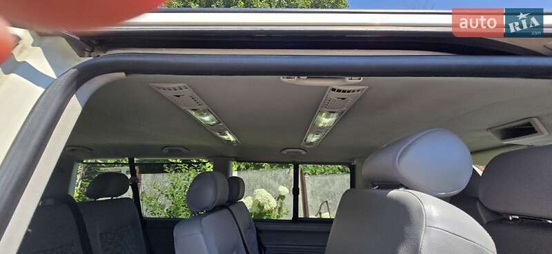 Минивэн Volkswagen Caravelle 2008 в Тростянце