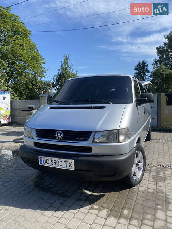 Volkswagen Caravelle 2002