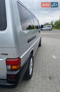 Минивэн Volkswagen Caravelle 2002 в 