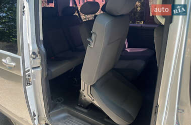 Минивэн Volkswagen Caravelle 2012 в 