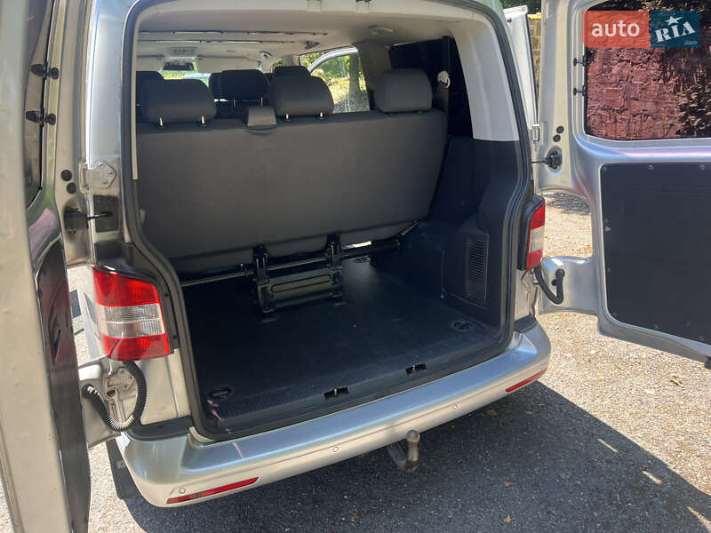 Минивэн Volkswagen Caravelle 2012 в Днепре
