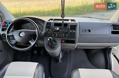 Минивэн Volkswagen Caravelle 2008 в 