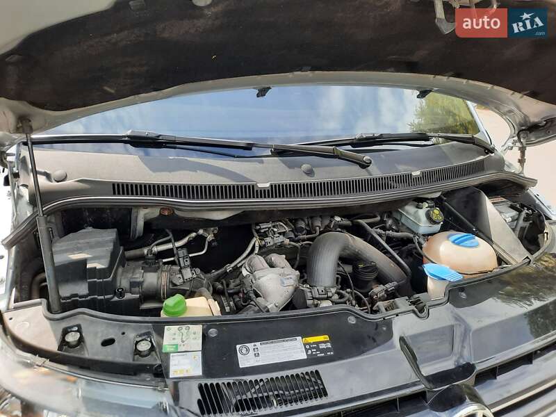 Минивэн Volkswagen Caravelle 2014 в Днепре