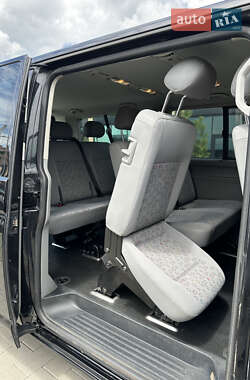 Минивэн Volkswagen Caravelle 2009 в 