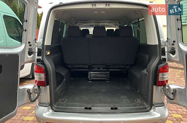 Минивэн Volkswagen Caravelle 2009 в 