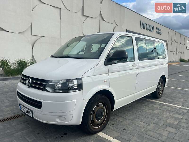 Минивэн Volkswagen Caravelle 2013 в Луцке