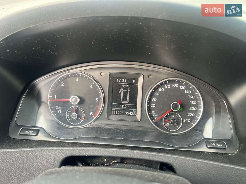 Минивэн Volkswagen Caravelle 2013 в Луцке