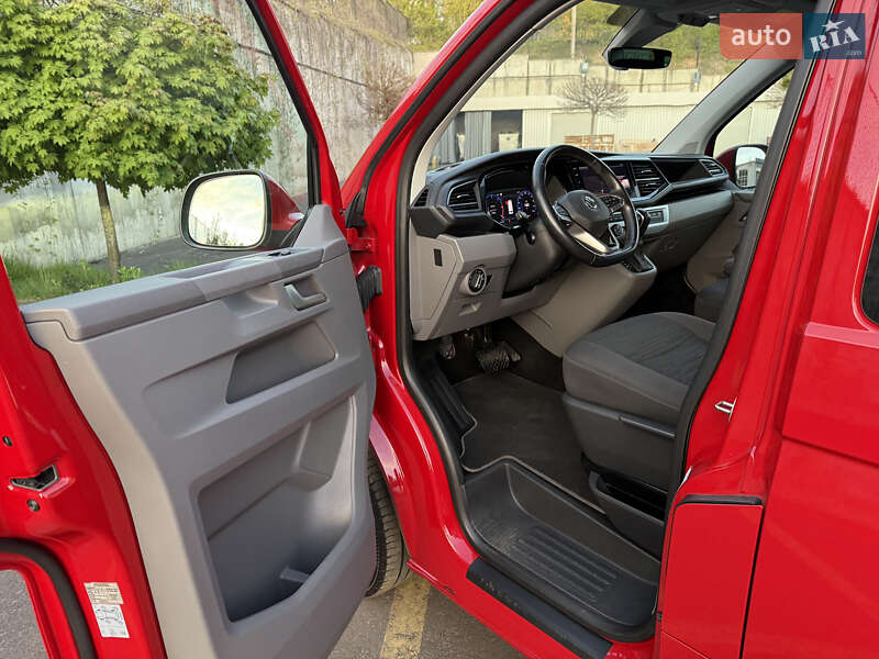 Минивэн Volkswagen Caravelle 2020 в Ровно