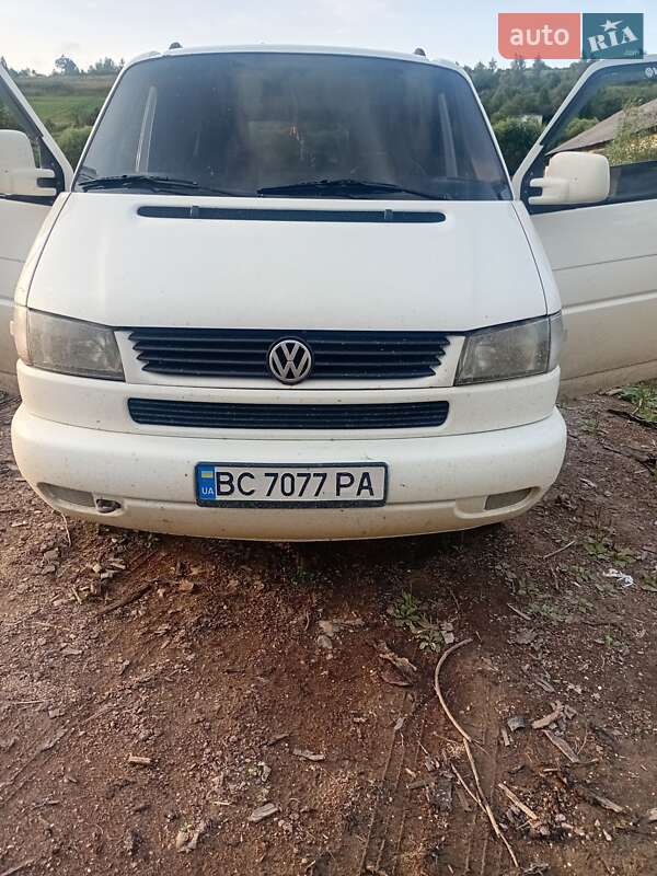 Volkswagen Caravelle 2002