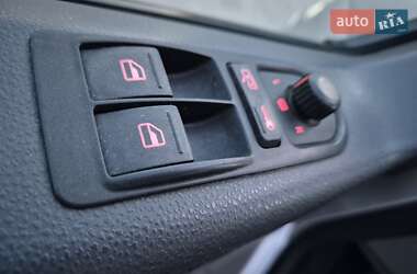 Минивэн Volkswagen Caravelle 2008 в 