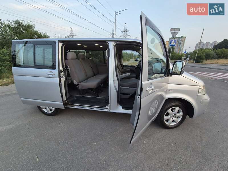 Минивэн Volkswagen Caravelle 2008 в Киеве