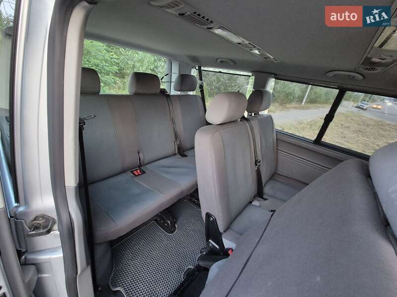 Минивэн Volkswagen Caravelle 2008 в Киеве