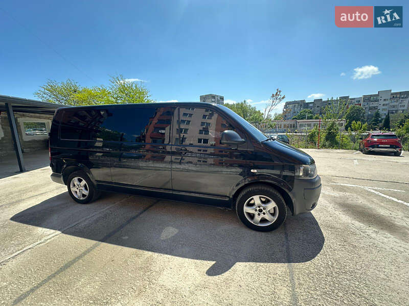 Минивэн Volkswagen Caravelle 2013 в Одессе