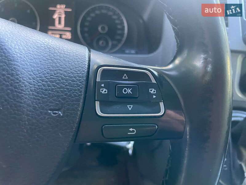 Минивэн Volkswagen Caravelle 2015 в Киеве