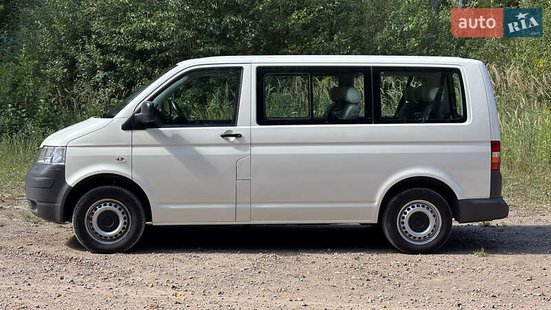 Volkswagen Caravelle 2008