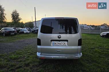 Минивэн Volkswagen Caravelle 2008 в 