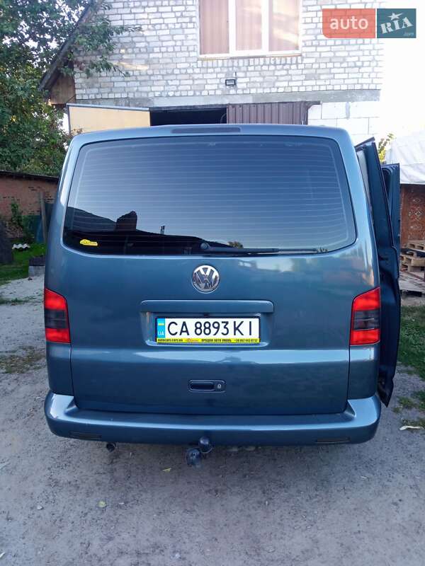 Минивэн Volkswagen Caravelle 2005 в Чернигове