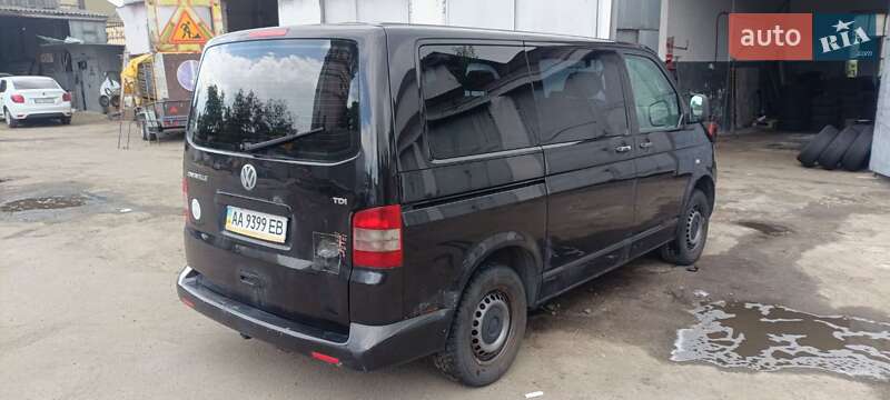 Минивэн Volkswagen Caravelle 2007 в Киеве