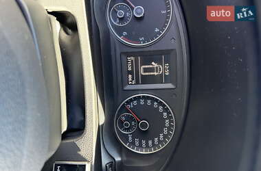 Минивэн Volkswagen Caravelle 2010 в 