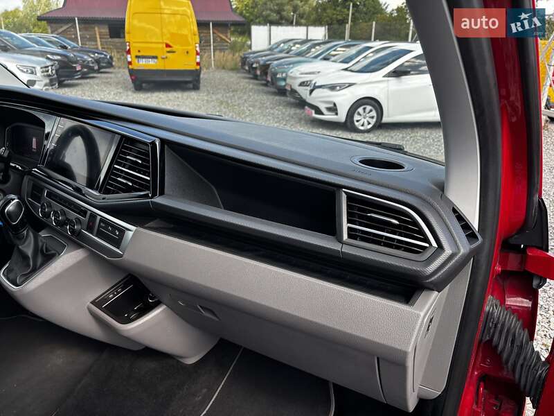 Минивэн Volkswagen Caravelle 2020 в Львове