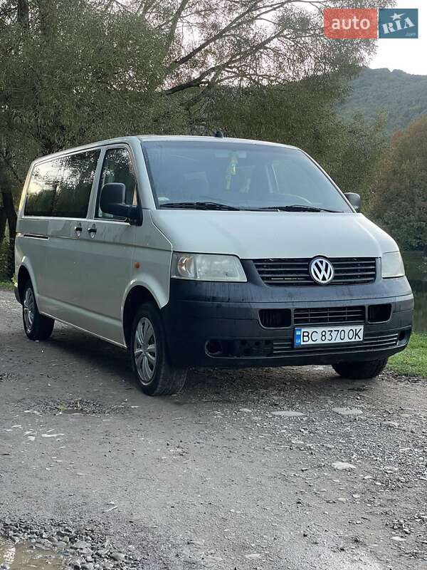 Минивэн Volkswagen Caravelle 2004 в 
