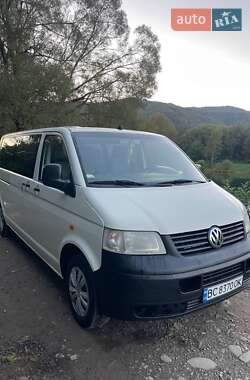 Минивэн Volkswagen Caravelle 2004 в 
