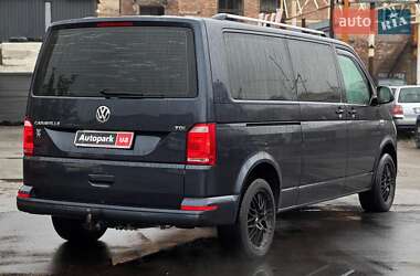 Минивэн Volkswagen Caravelle 2017 в 