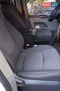 Минивэн Volkswagen Caravelle 2008 в 