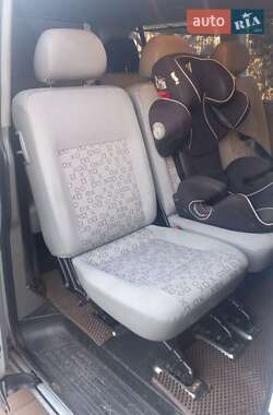 Минивэн Volkswagen Caravelle 2008 в 